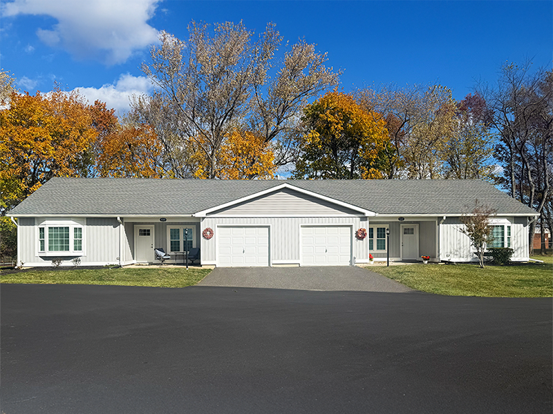 RenovatedUMCottage_2web